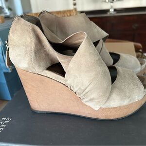 Eileen Fisher Elegant Beige Suede Wedge Sandals
